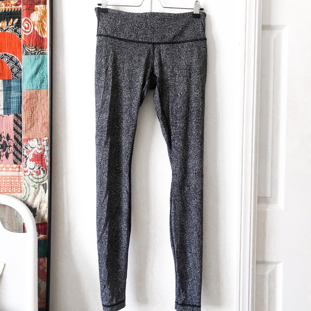 Lululemon scribble leggings